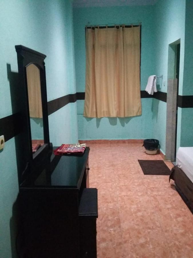 RedDoorz near Yuki Simpang Raya Mall Medan 2 Luaran gambar